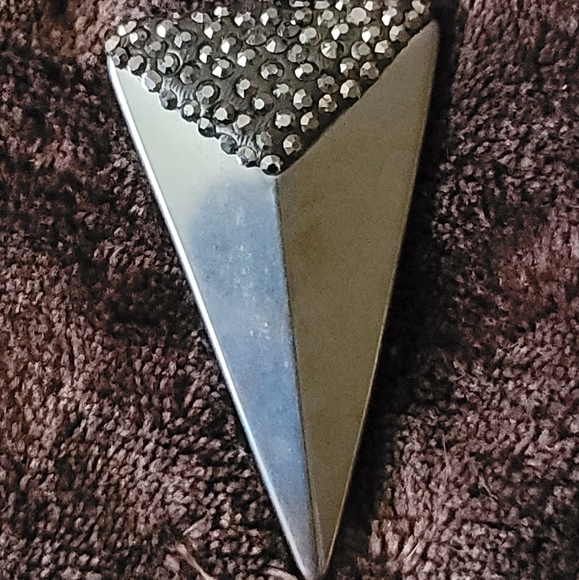 Power Points to Me Medallion - Picture 3 of 7